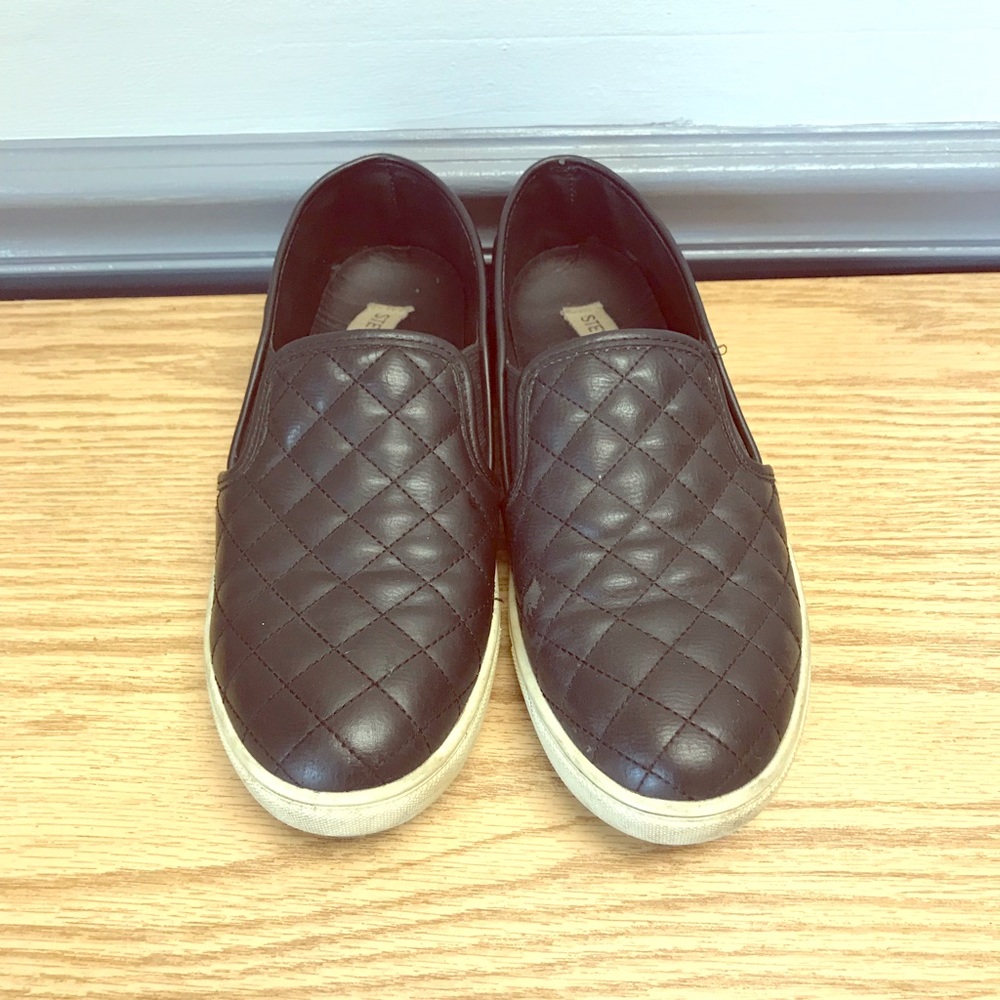 Black Steve Madden slip ons